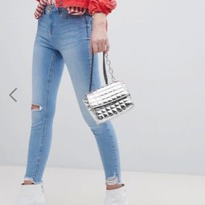 Skinny Frayed Hem Ripped Jeans -New Look